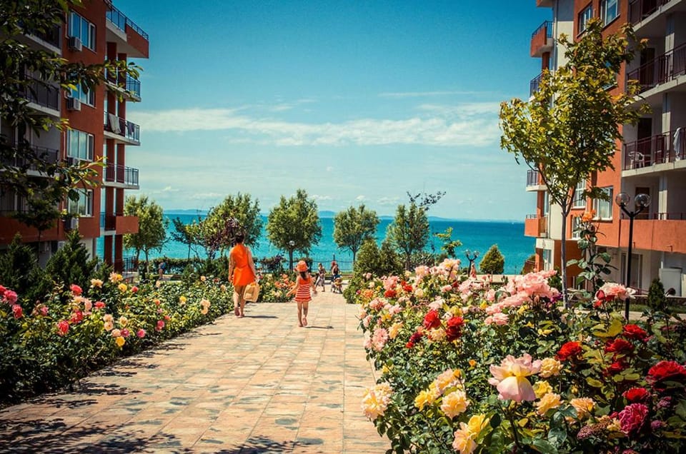 17 pools, sea and Biggest Flat Apartment in Gabrovo, Bulgaria