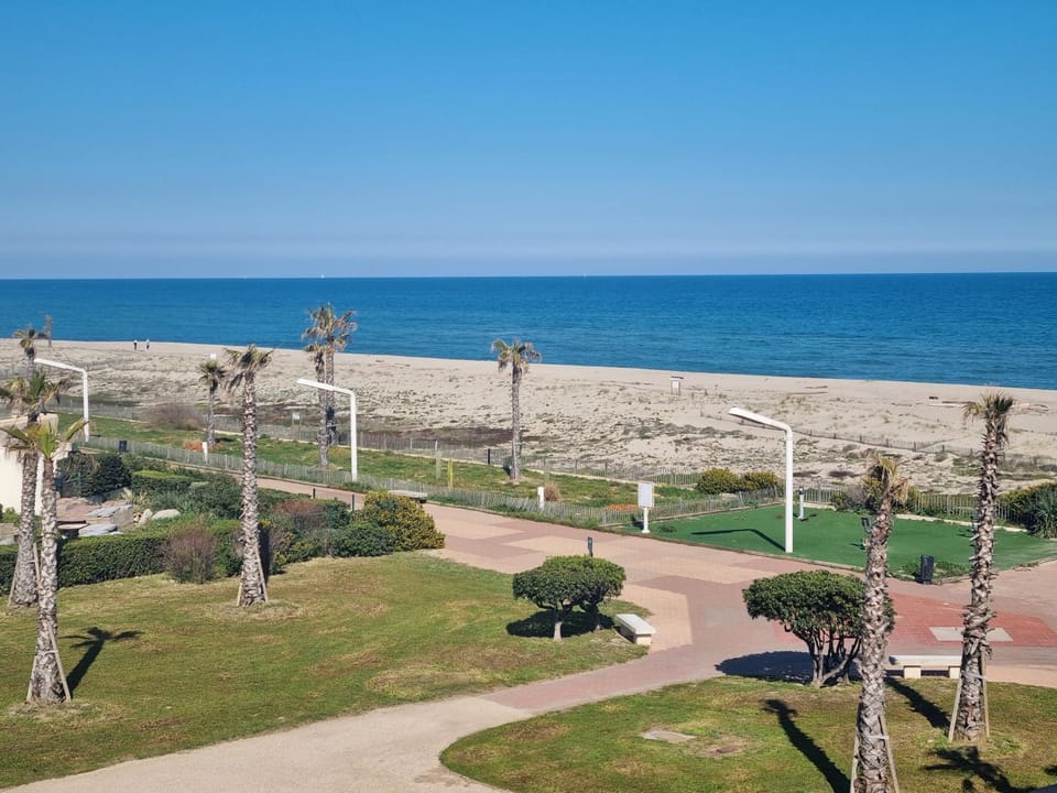 Front de mer, WIFI, très joli et moderne appt 1 chambre, 4 couchages, Palm Beach Apartment in Le Barcarès