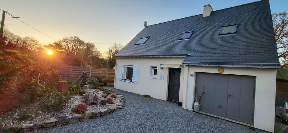 Property building, Sunrise
