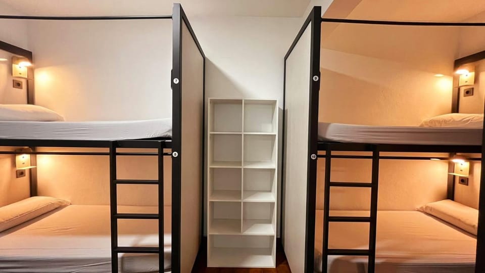 bunk bed