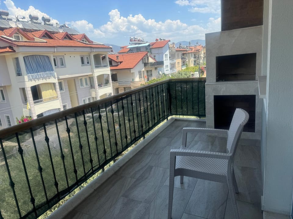 3 bedroom Close to Mall and bus station Apartment in Fethiye