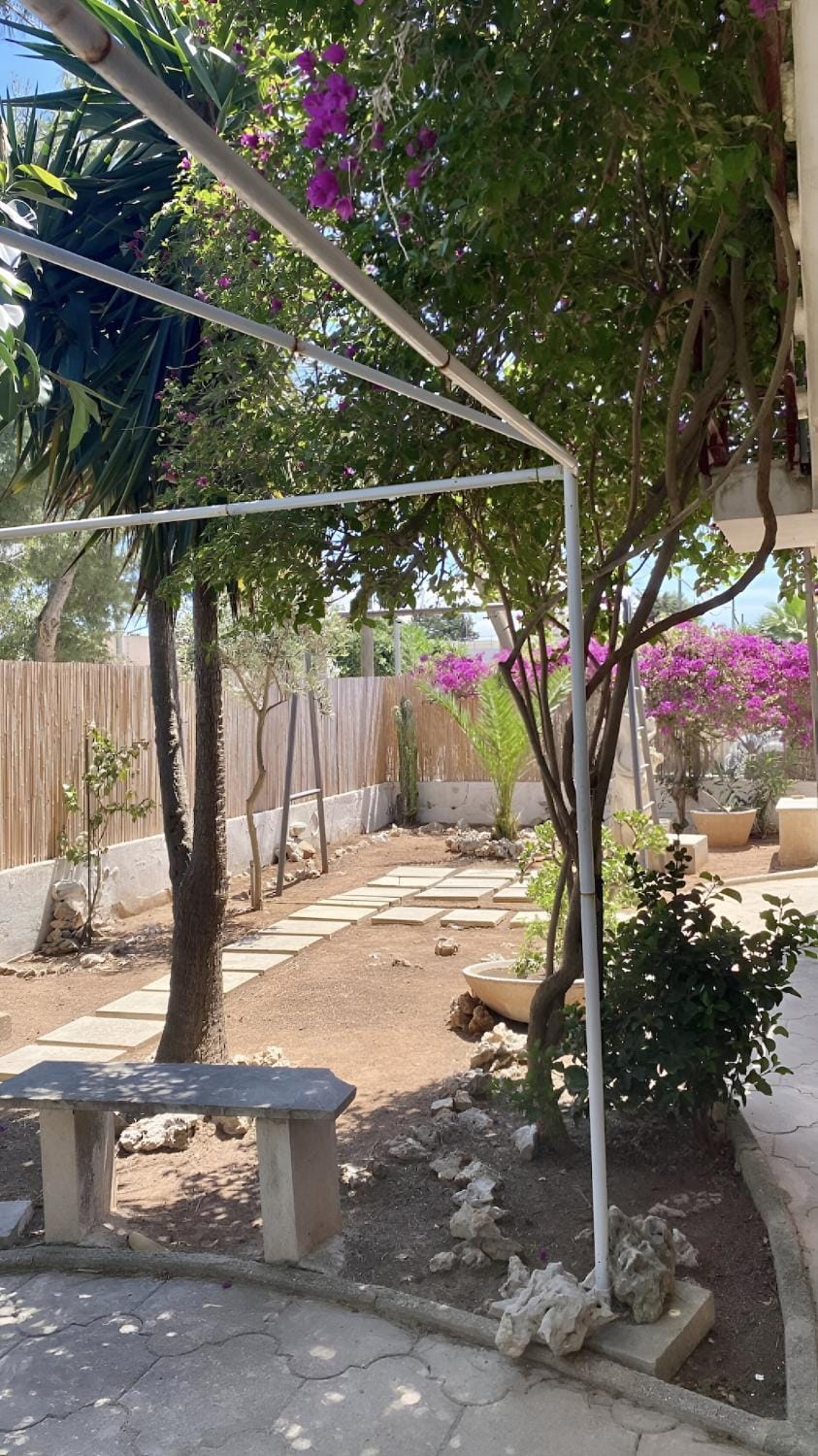 House with Garden 30 meters from the Sea Apartment in Apulia