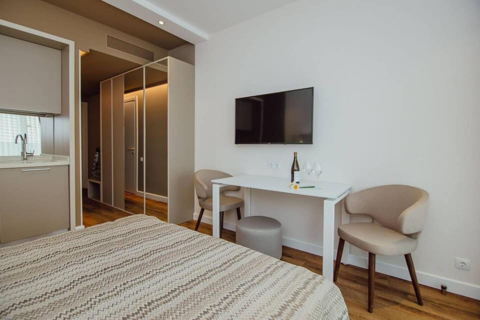 TV and multimedia, Bedroom