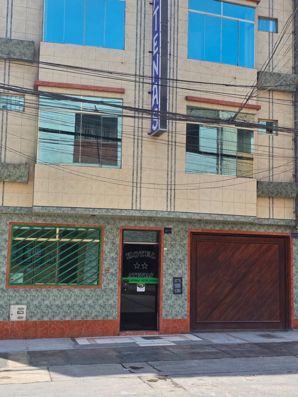 Property building, Facade/entrance