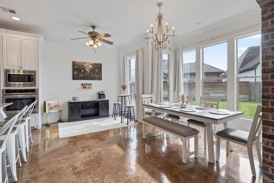 Cajun Luxury House in Broussard