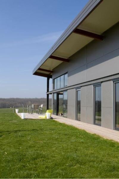 Property building, Day