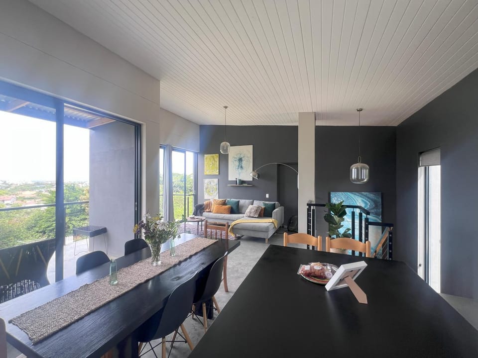 View (from property/room), Balcony/Terrace, Living room, Seating area, Dining area