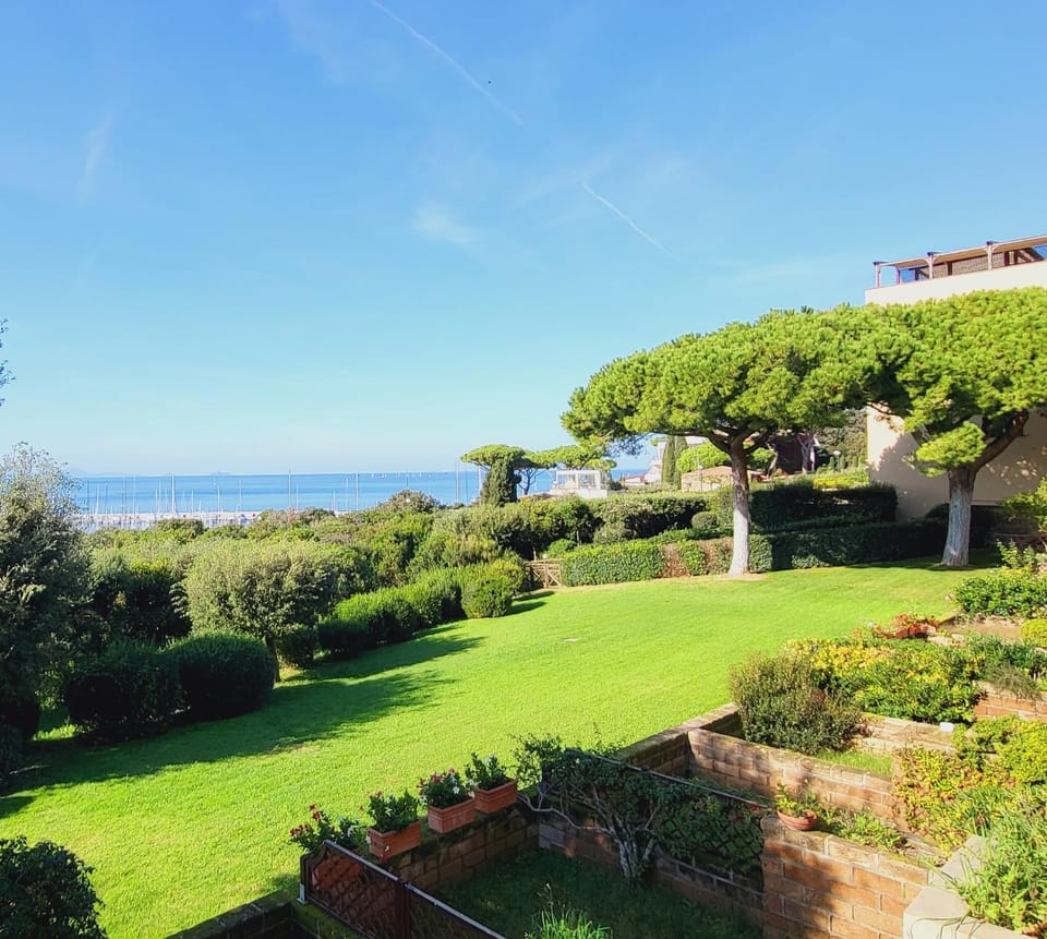 I Boboli app108 - vista mare Apartment in Punta Ala