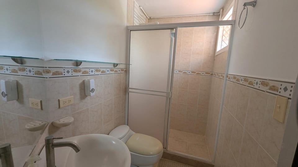 Chalet Real Bed and Breakfast in Valle del Cauca
