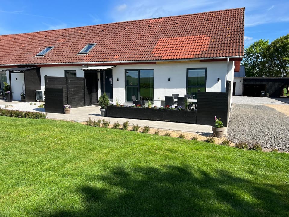 3 km to Legoland Apartment in Billund