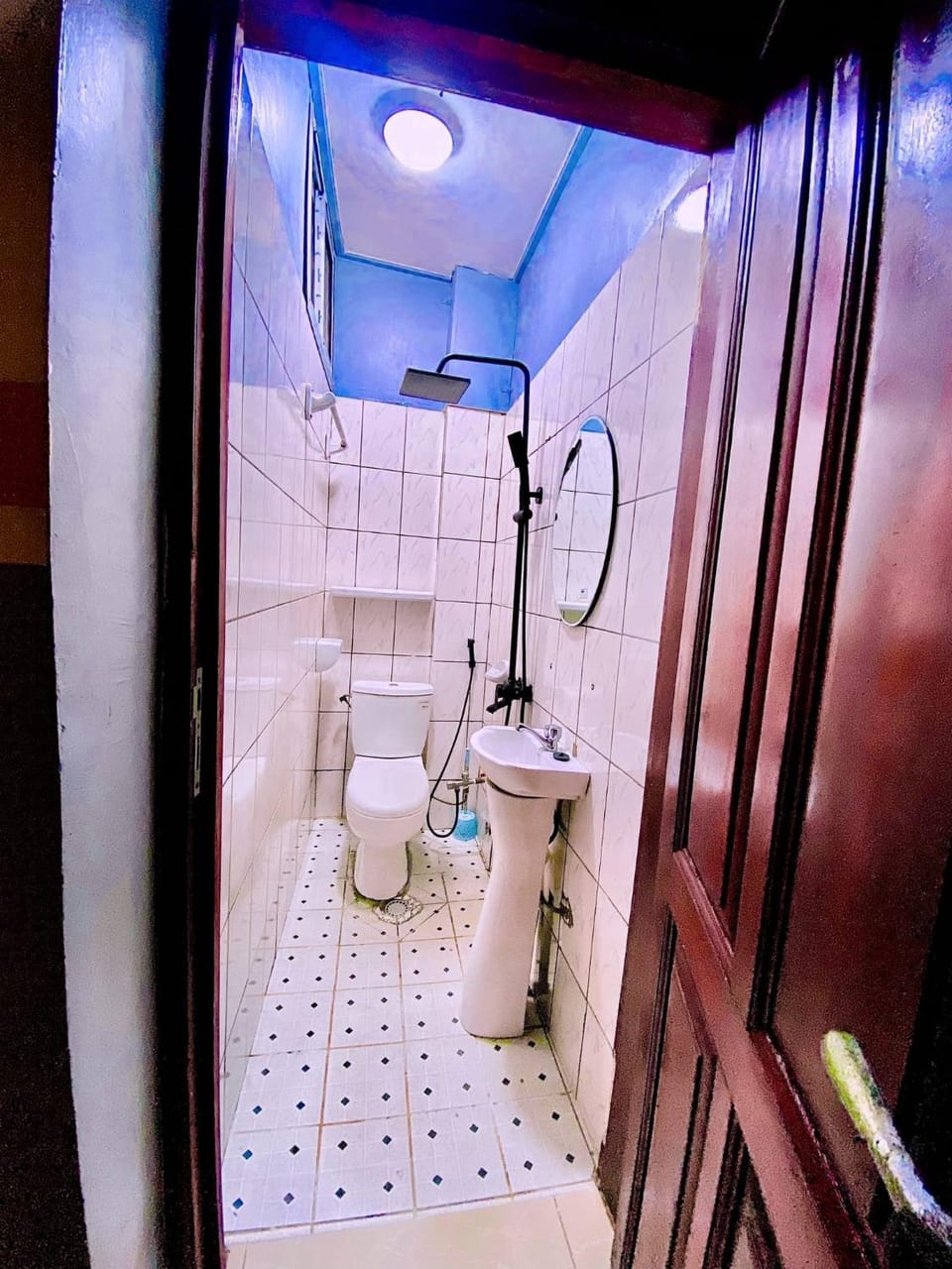 Appartement meublé bonamoussadi santa Apartment in Douala