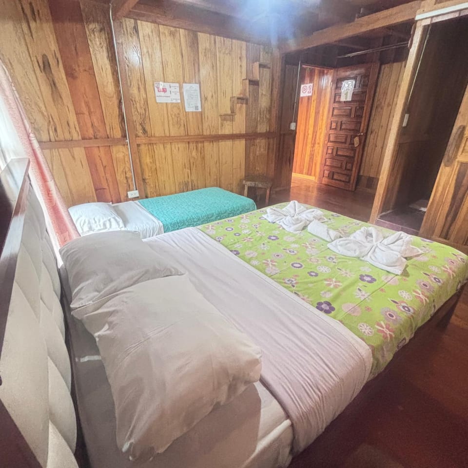 Hostal Vista Verde Bed and Breakfast in Pichincha