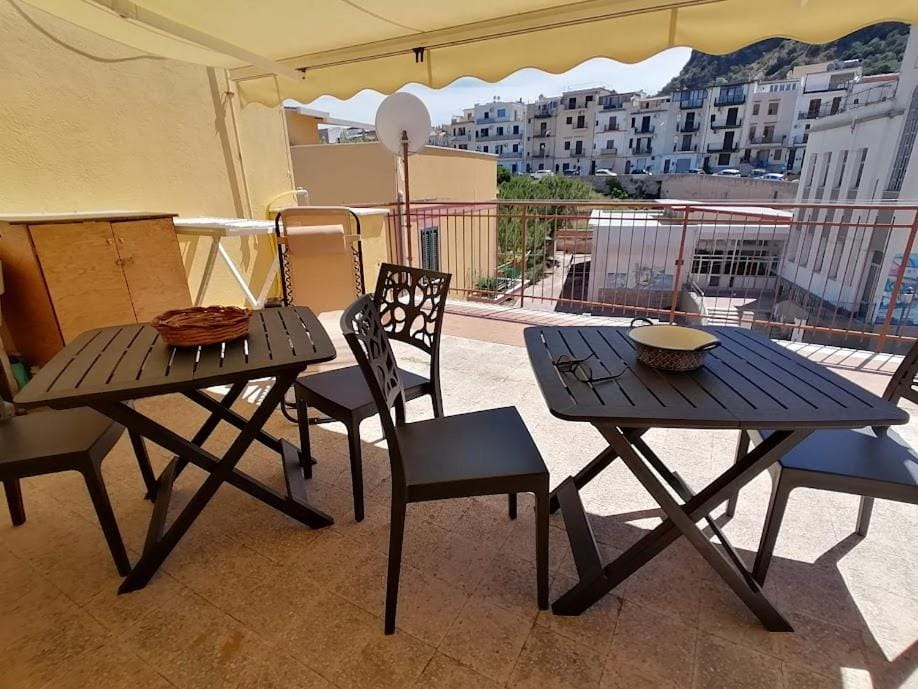 Terrazza al mare House in Italy