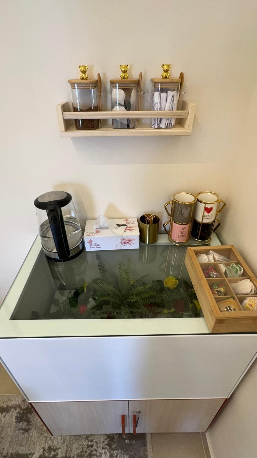 Coffee/tea facilities, Kitchen or kitchenette