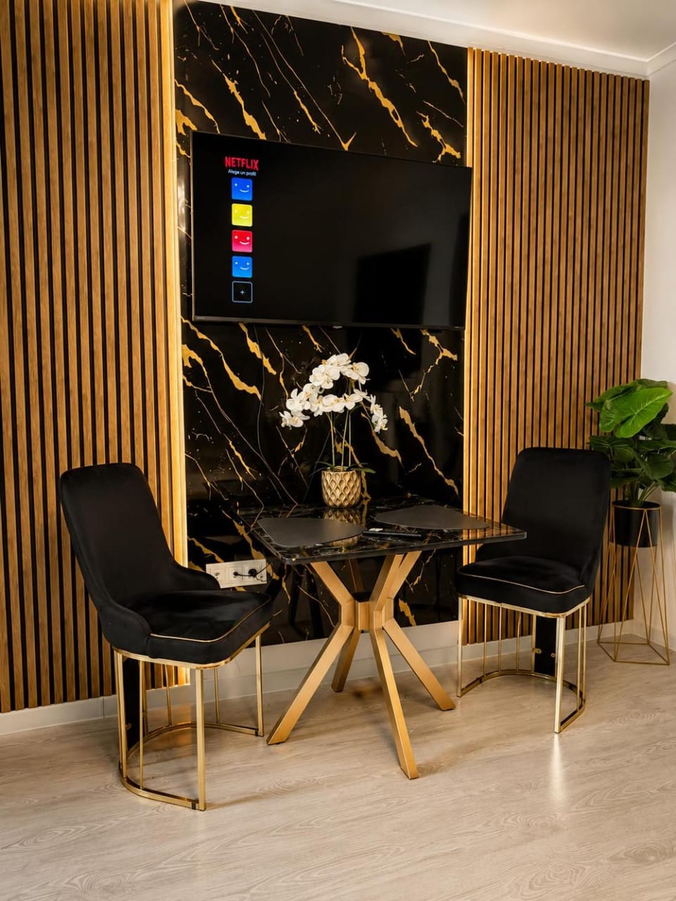 GOLDEN MIRAGE Militari Residence Apartment in Bucharest