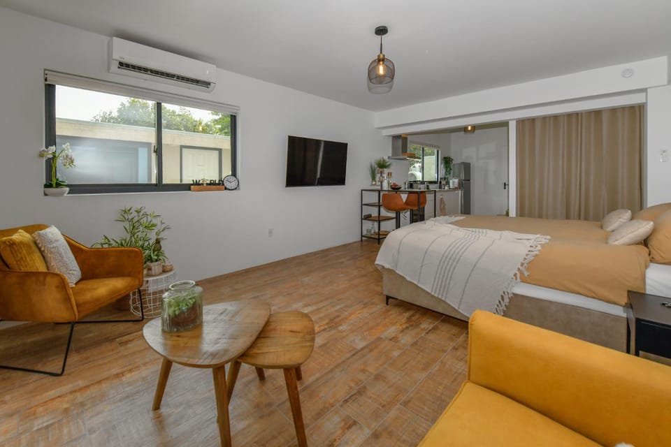 Living room, Bedroom