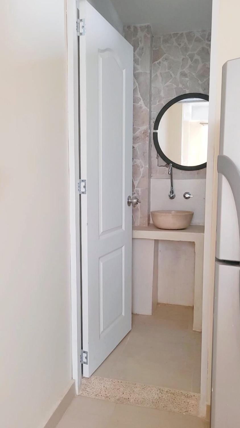 Room with private bathroom Apartment in Taganga