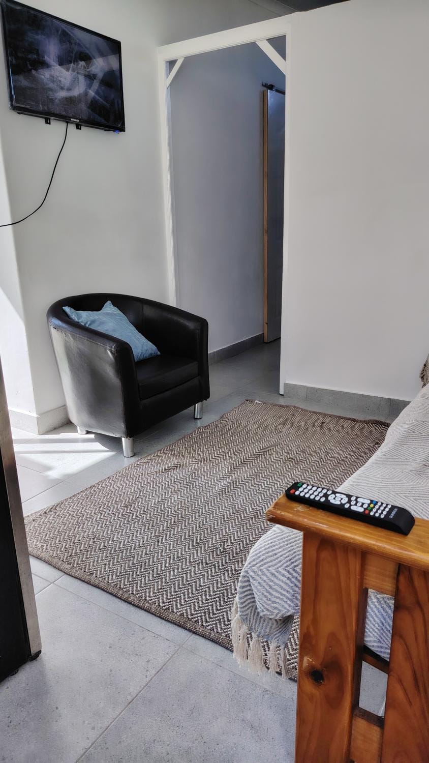 Kenwyn Micro Cottage Apartment in Cape Town