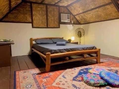 General Luna Guest House Bed and Breakfast in General Luna
