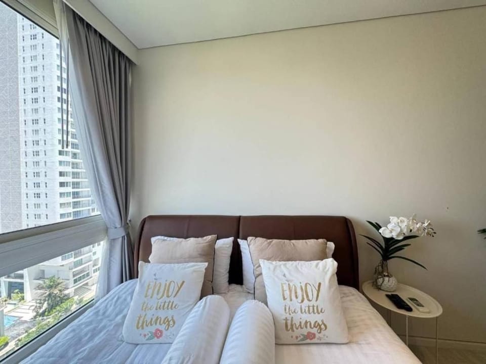 Luxury Seaview Condo Apartment in Pattaya City