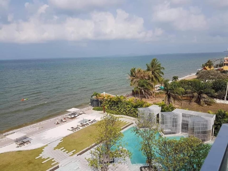Luxury Seaview Condo Apartment in Pattaya City