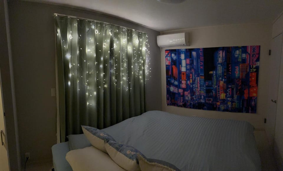 Bed, Bedroom, air conditioner
