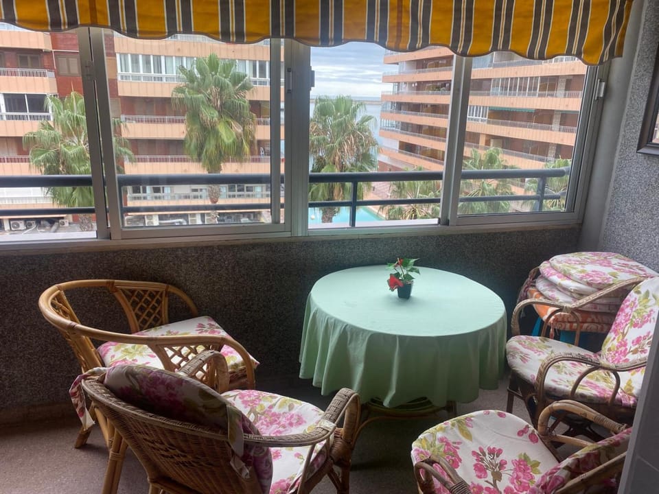 View (from property/room), Balcony/Terrace