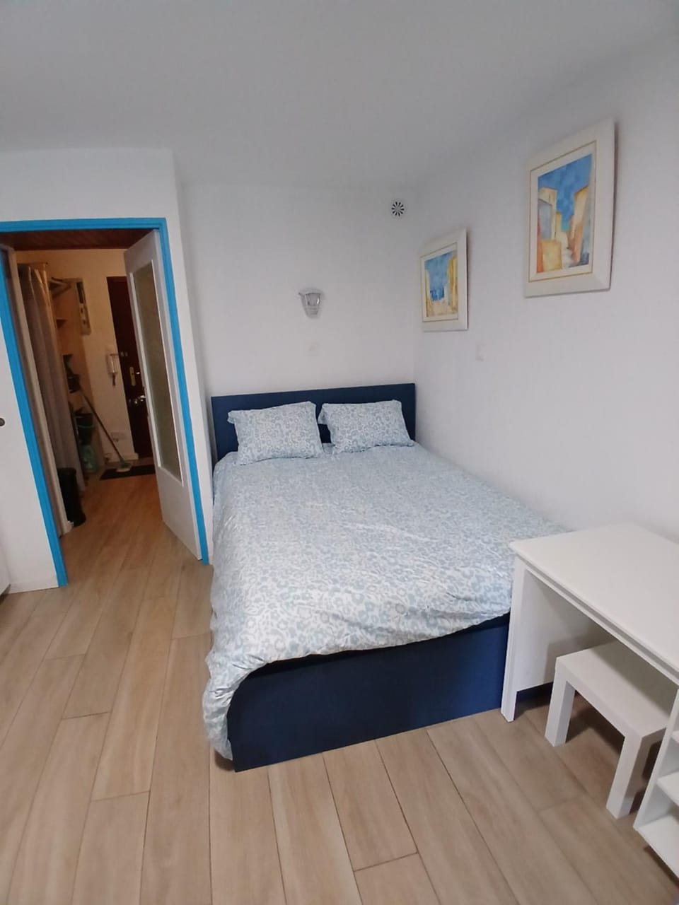 Le Lagos 3 min mer clim Jardin parking Apartment in French Riviera