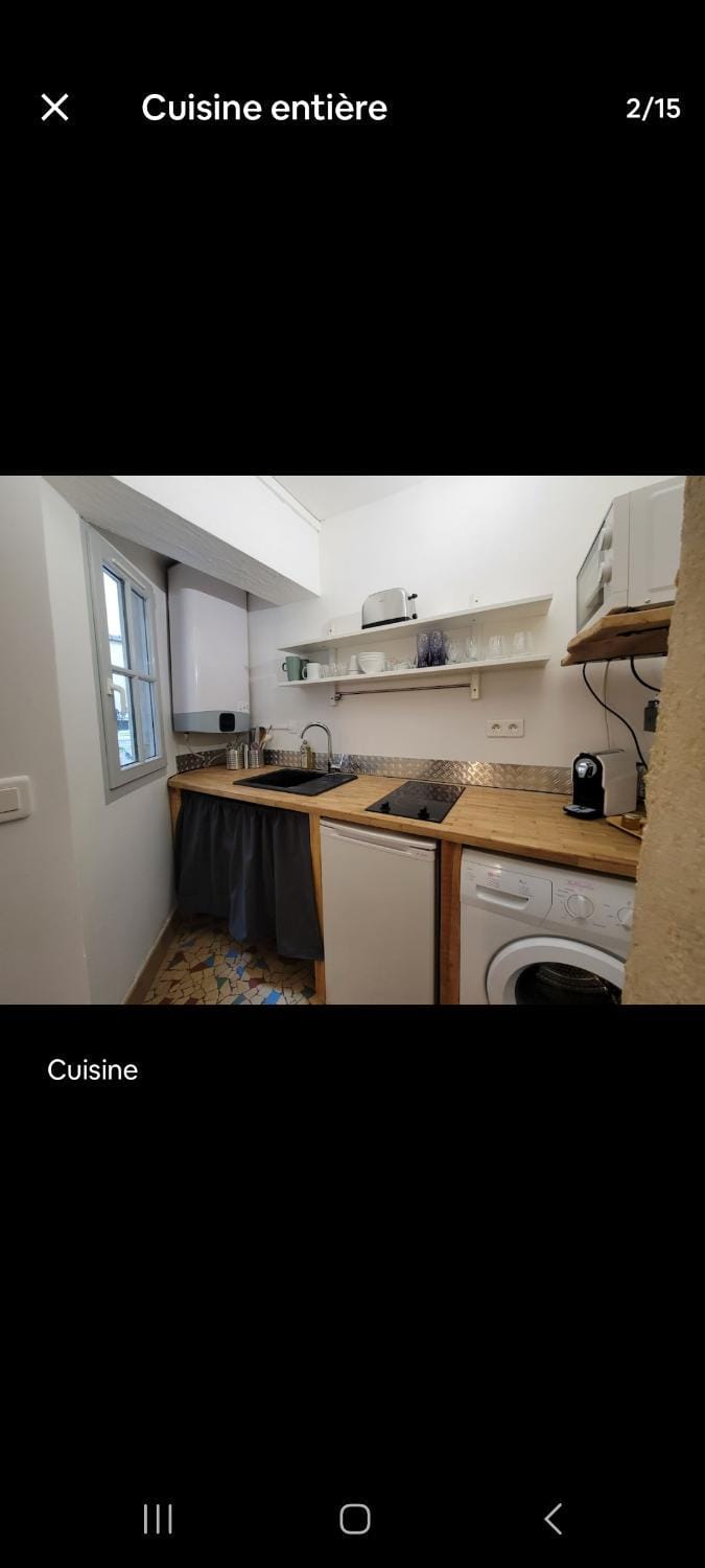 Kitchen or kitchenette