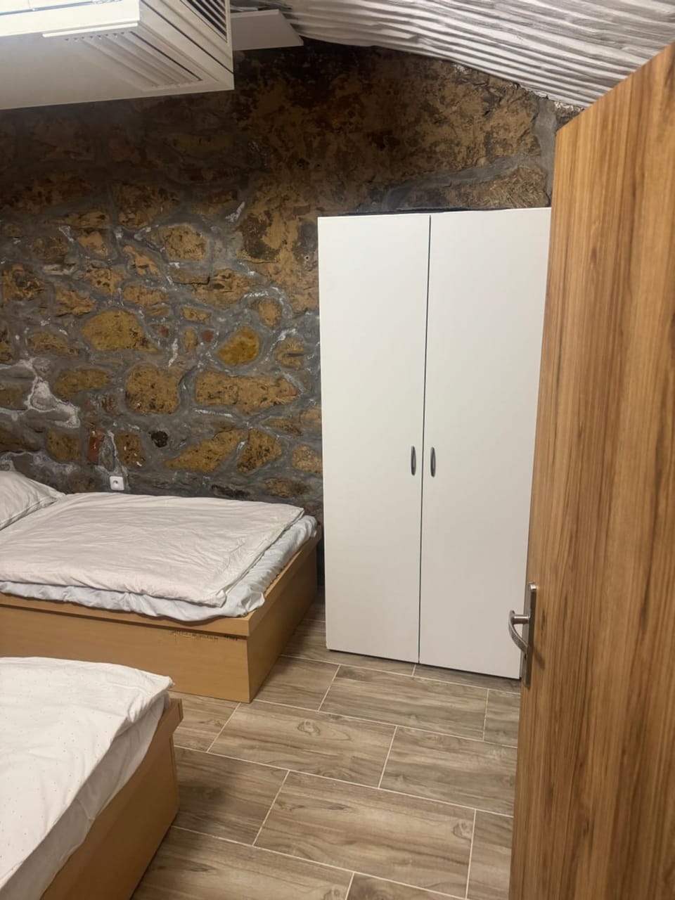 Suterénní apartmán na Hejtmánce u letiště v Mladé Boleslavi Vacation rental in Saxony