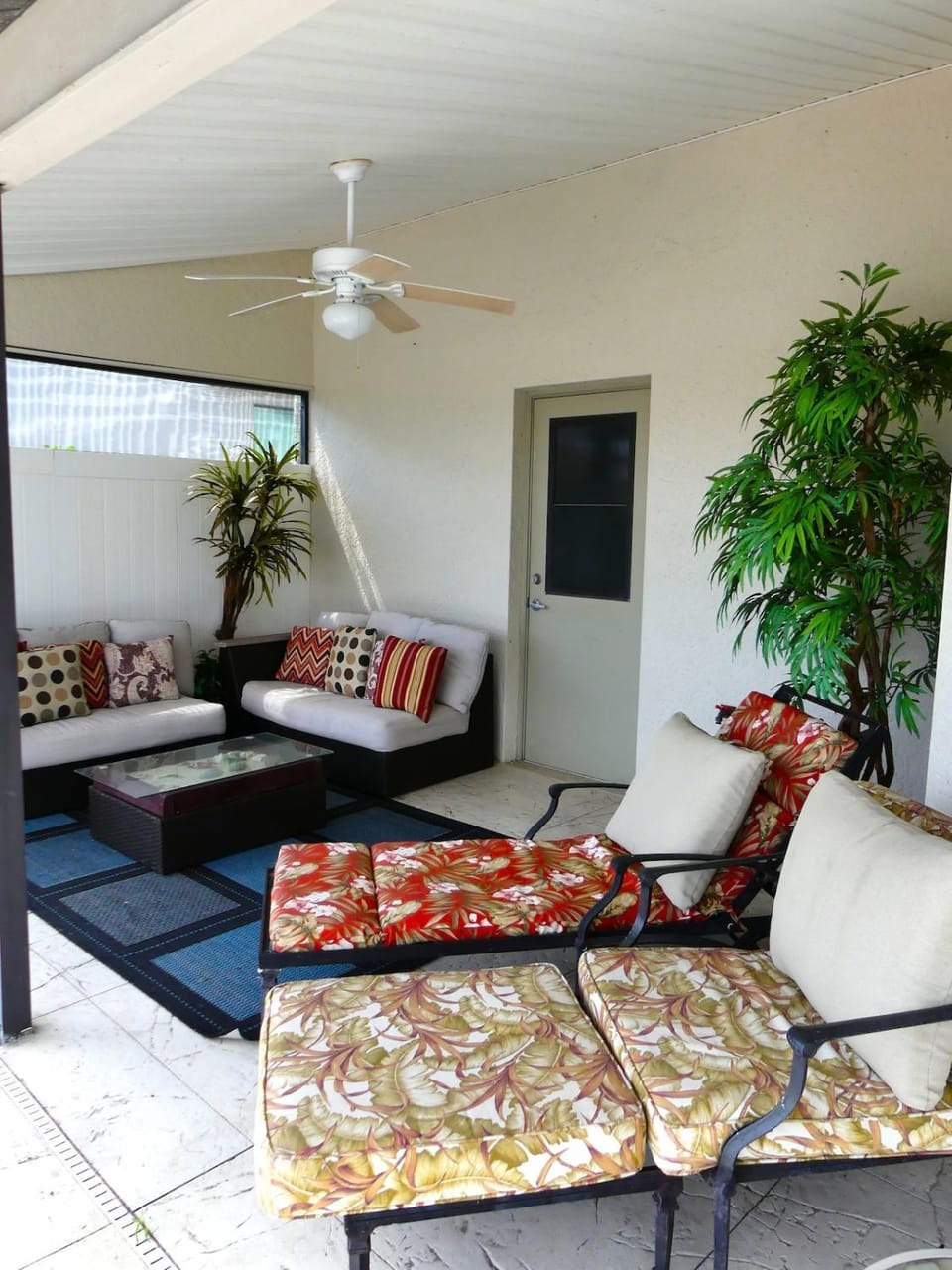 Patio, Seating area, sunbed