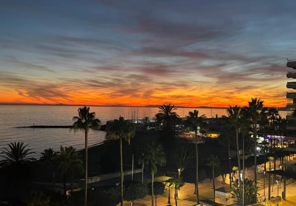 Nearby landmark, Sea view, Sunset