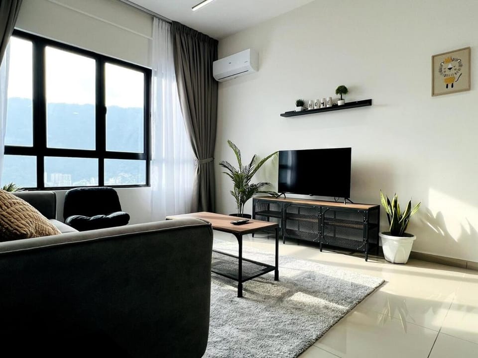 Sunshine Residence Kekloksi View 2R 4pax Apartment in George Town