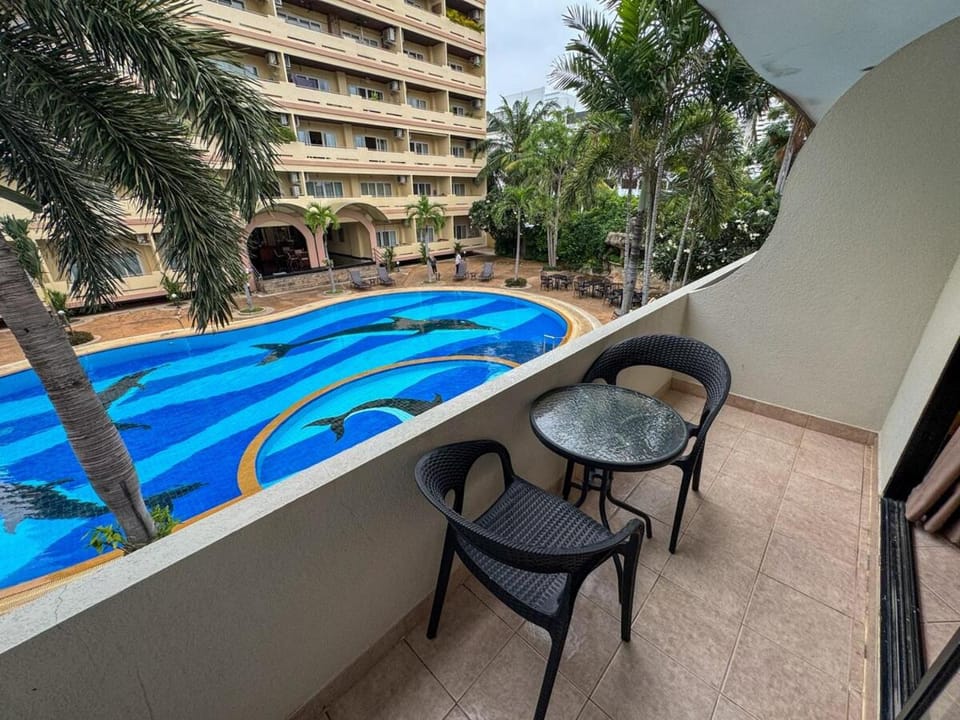 View Talay Lonstay Apartment in Pattaya City