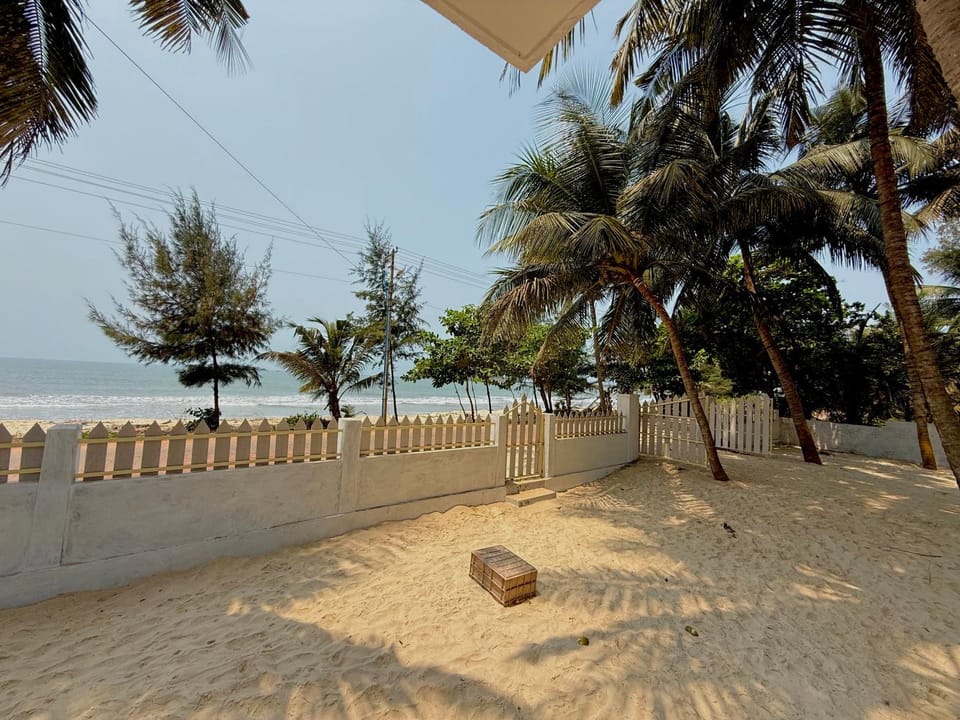 Dariya Sea Front by Beach County Bed and Breakfast in Karnataka