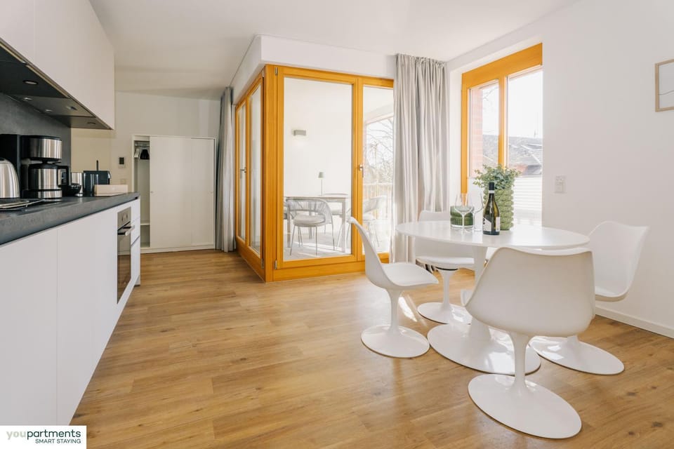 Kitchen or kitchenette, Living room, Dining area