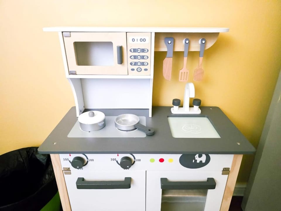 Kids's club, Kids's club, children, children, children, young children, young children, young children, older children, older children, older children, kitchen, kitchen