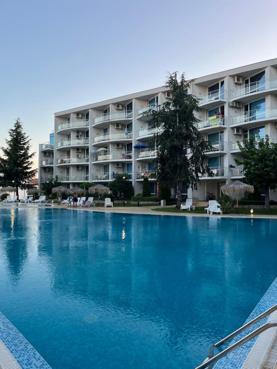 Swimming pool, Swimming pool