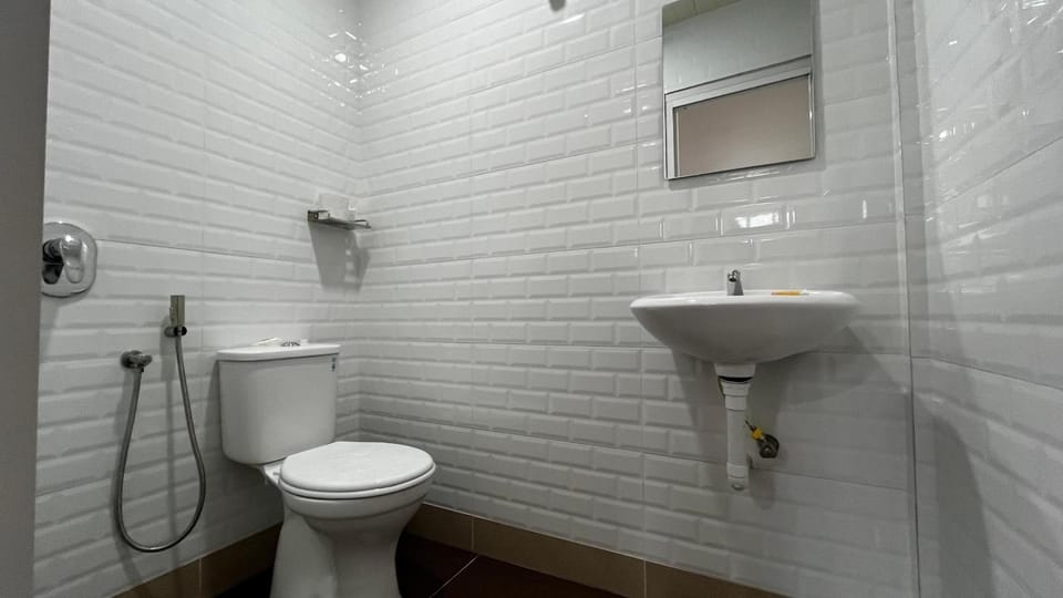 Shower, Toilet, Bathroom, bidet