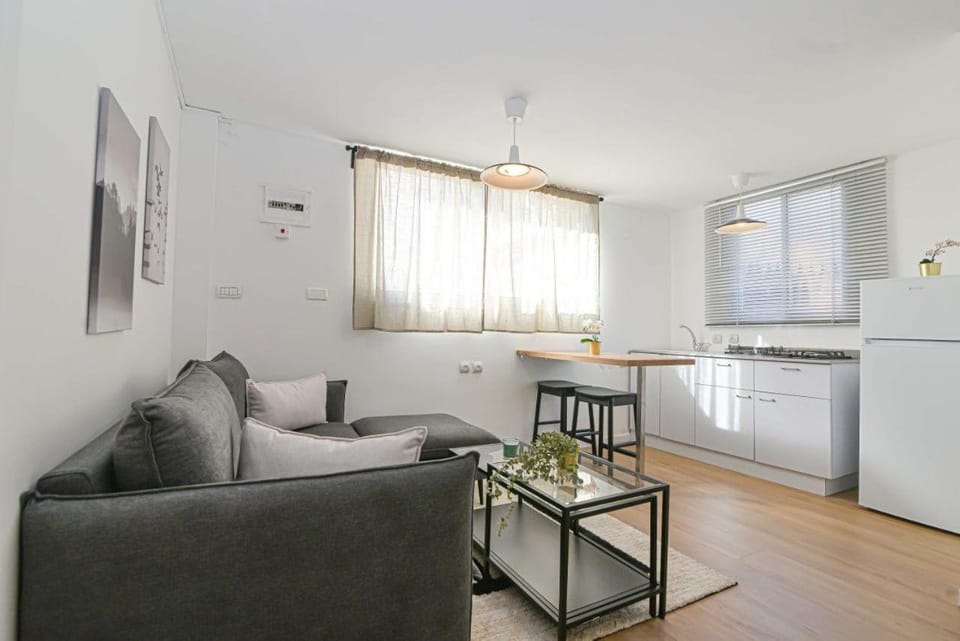 הדירה בלבן פלאי Apartment in Haifa District