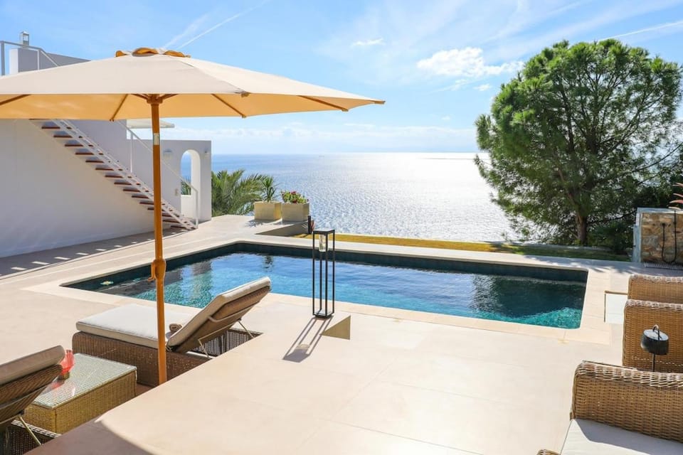 Villa Fanari Villa in Sporades, Greece