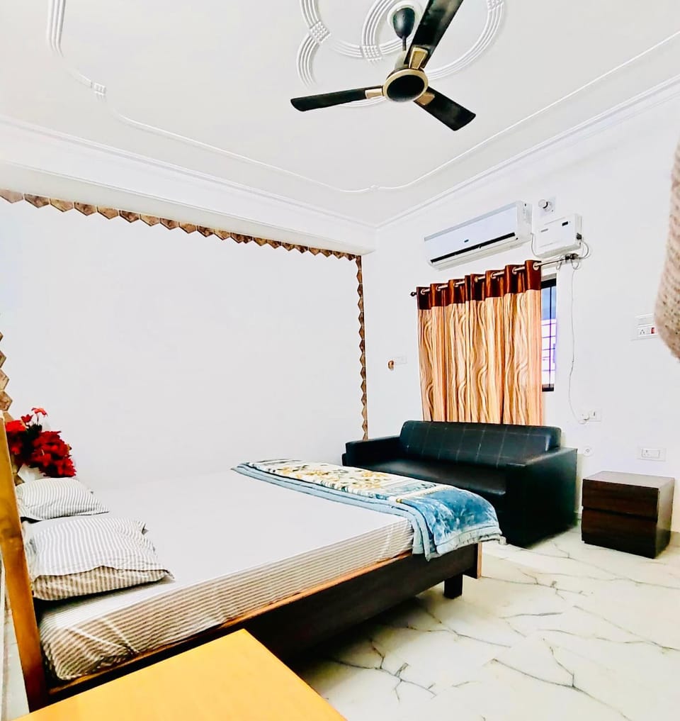 Bed, Bedroom, air conditioner