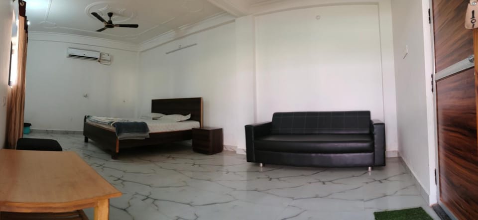 Photo of the whole room, Seating area, Bedroom, air conditioner