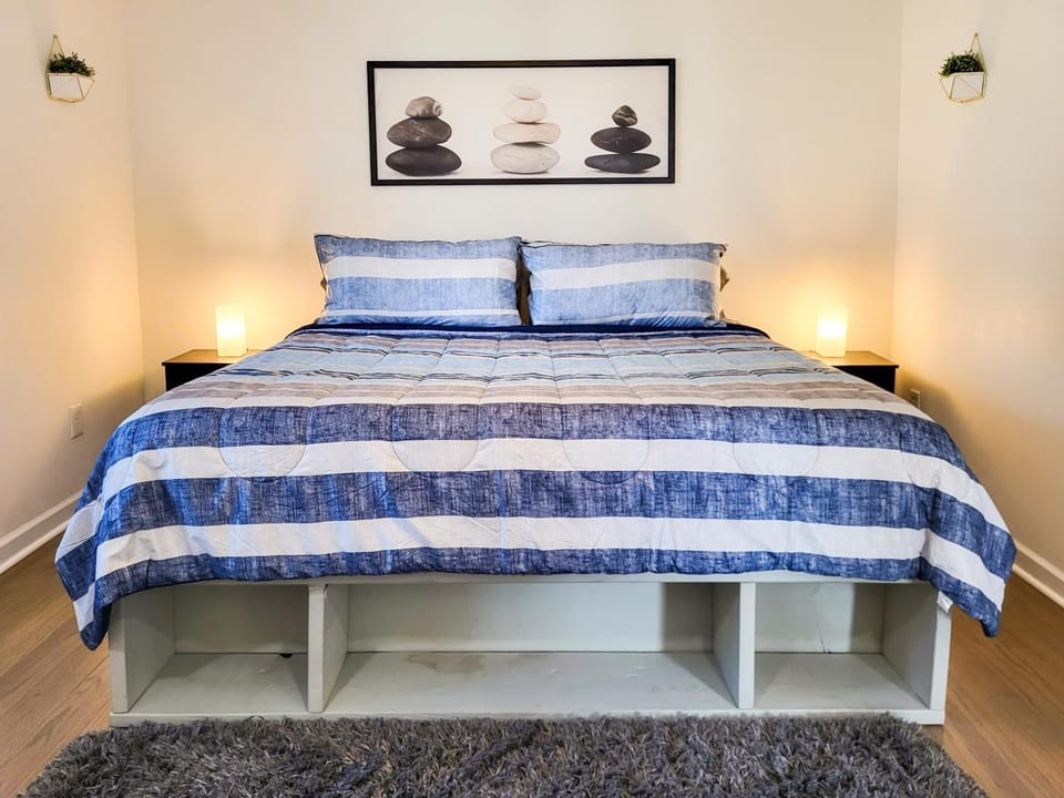 Bed, Bedroom