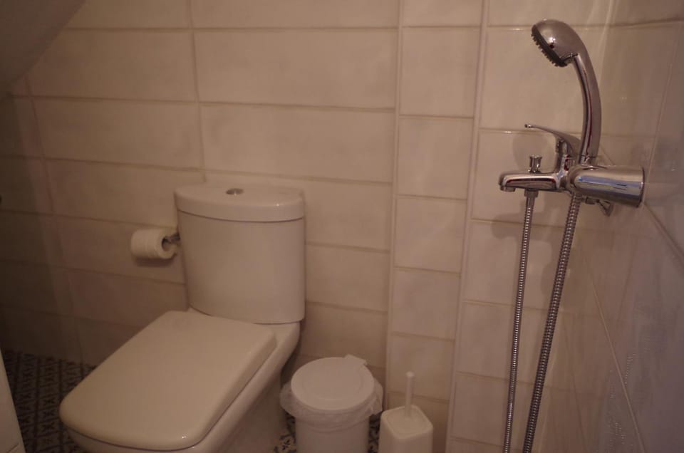 Toilet, Bathroom