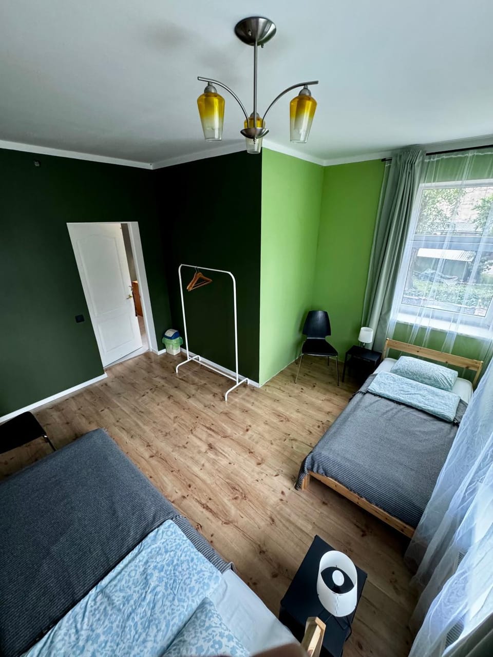 Bed, Photo of the whole room