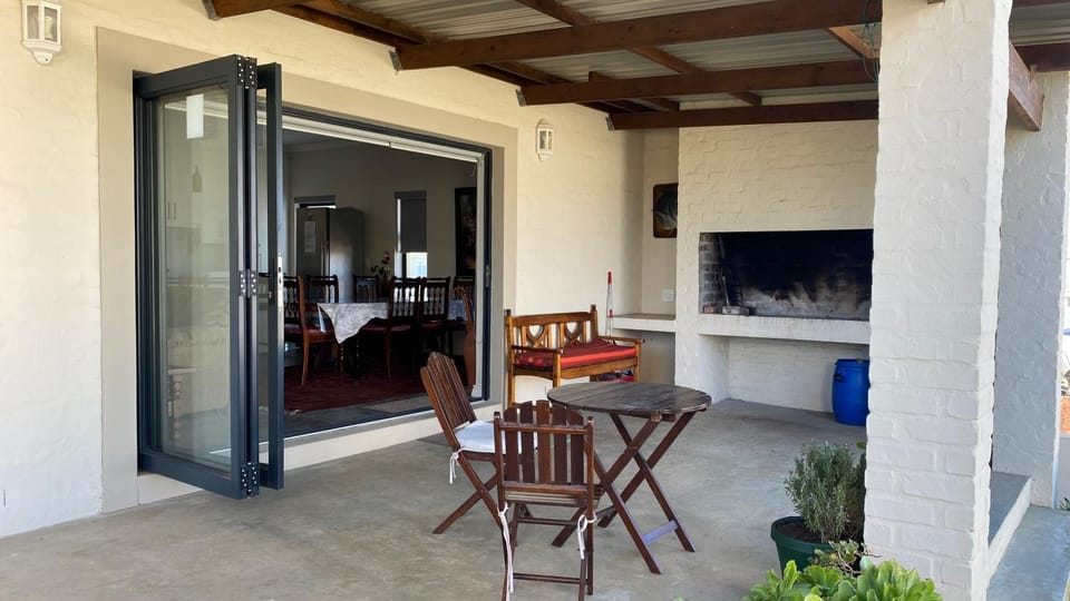 Patio, Dining area
