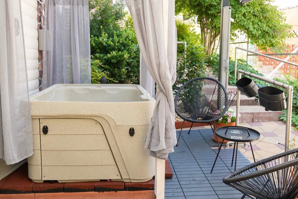 Hot Tub