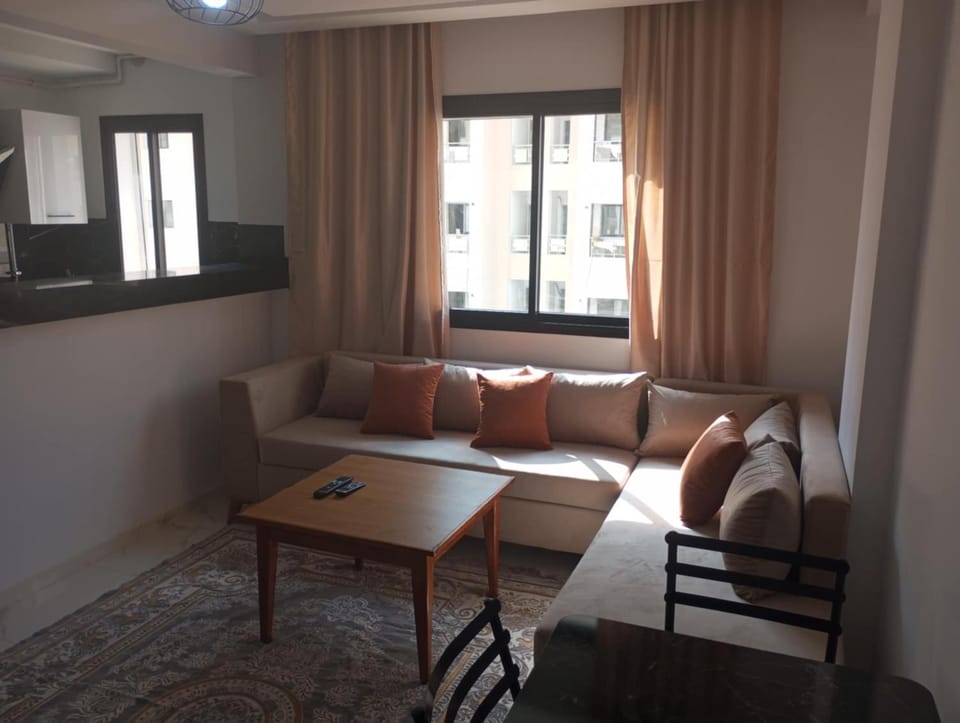 Communal lounge/ TV room, Living room, Seating area