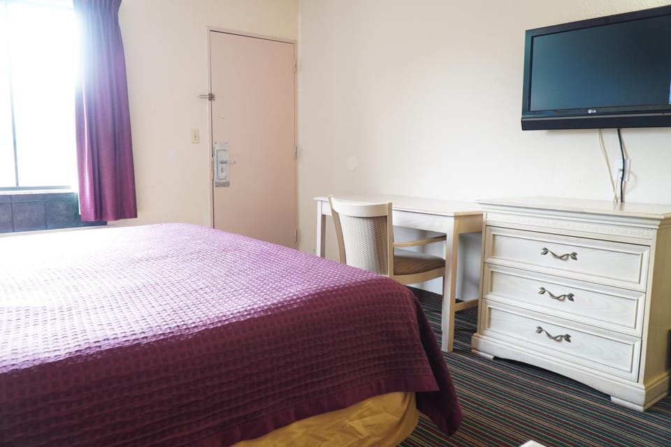 Richmond - Quality Quarters Inn Motel in Richmond